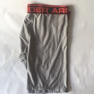 Under Amour compression shorts 9’ inseam